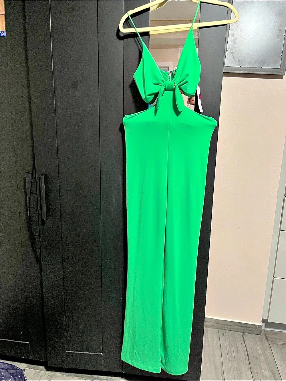 Alice + Olivia Maddie Dress Green Maxi jumpsuit Size 2 NWT